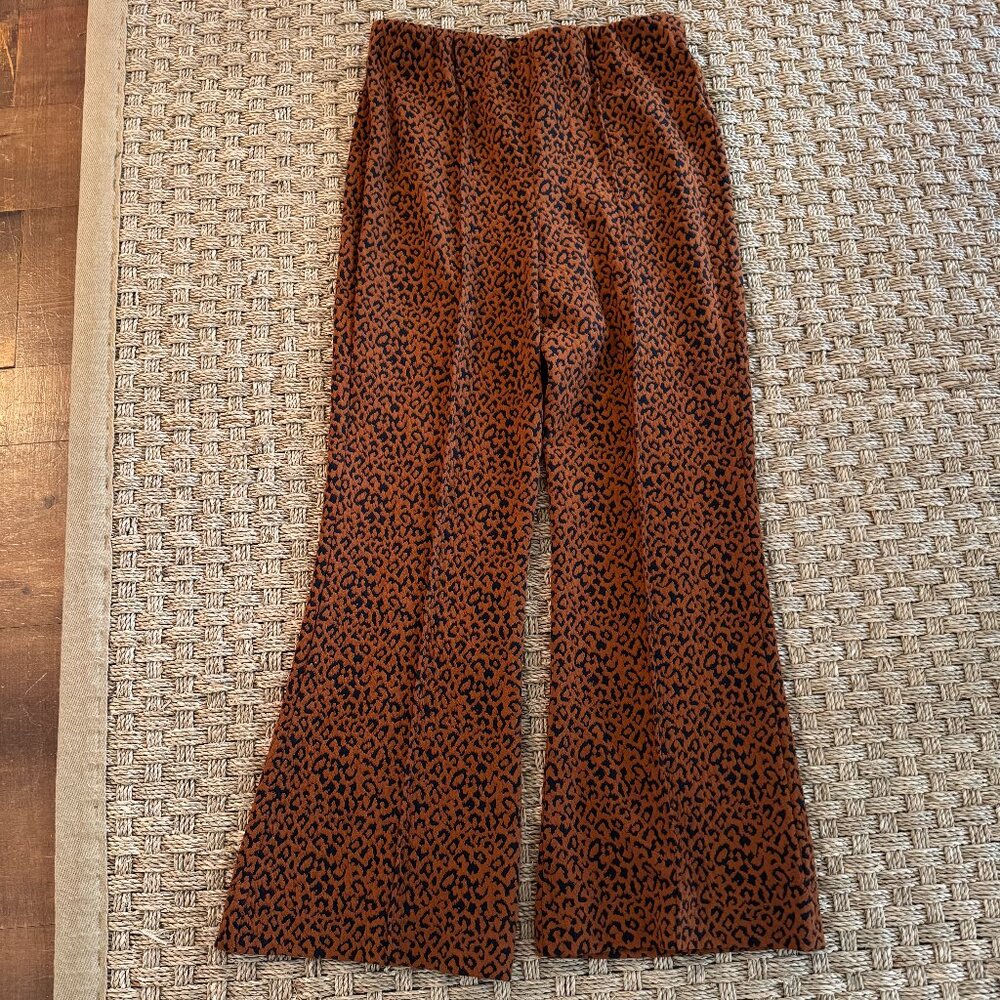 Anthropologie  *NWT*  Flared/boot-cut pants sz small orange/blk retro